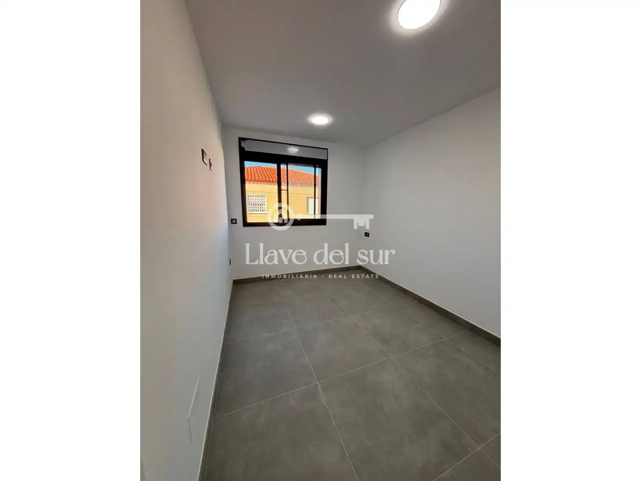 Reihenhaus mit Terrasse zum Verkauf in Calle Salvador Dalí 5, imagen 10