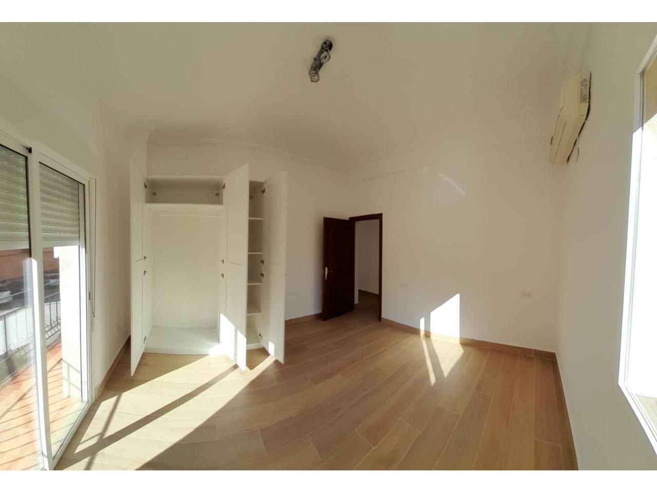 Apartment to rent in Maria Auxiliadora - Barriada de Llera