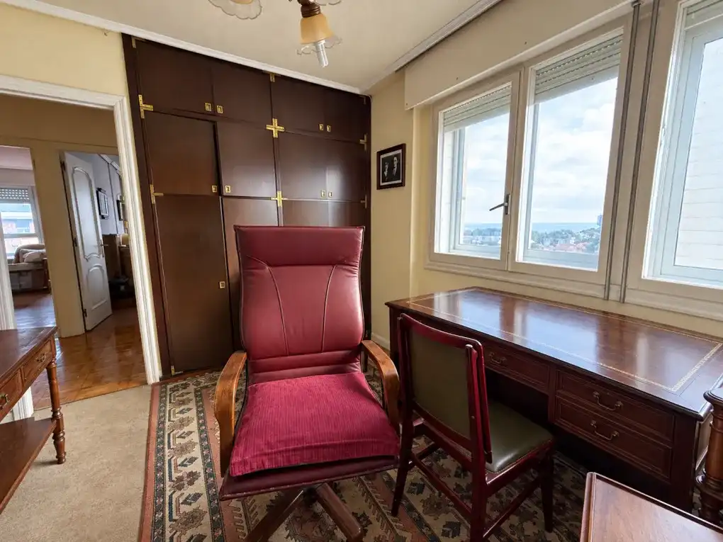 Flat with lift for sale in Avenida de los Castros, imagen 35