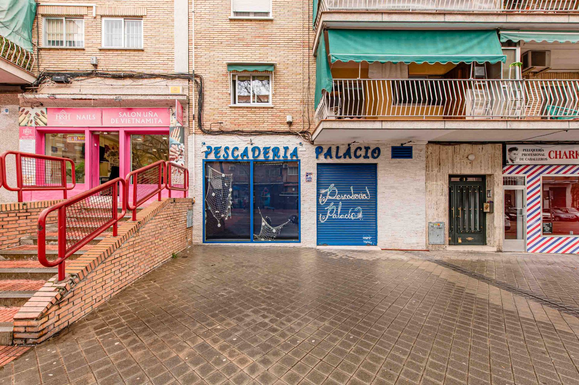 Local en venda en Móstoles amb Aire condicionat i Moblat