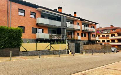 Vista exterior de Dúplex en venda en Santa Eulàlia de Riuprimer amb Terrassa