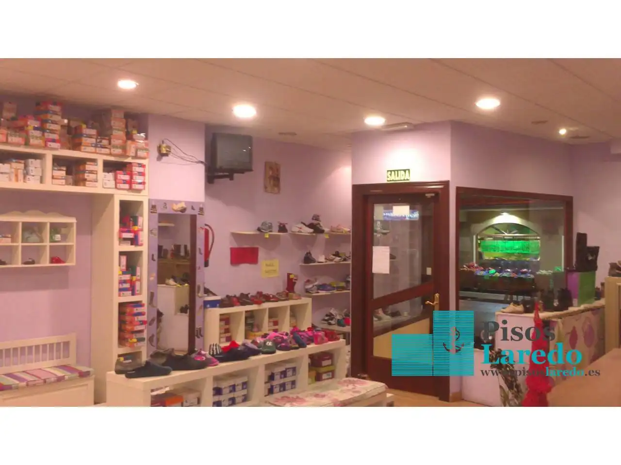 Local comercial en venda a Calle Ampuero
