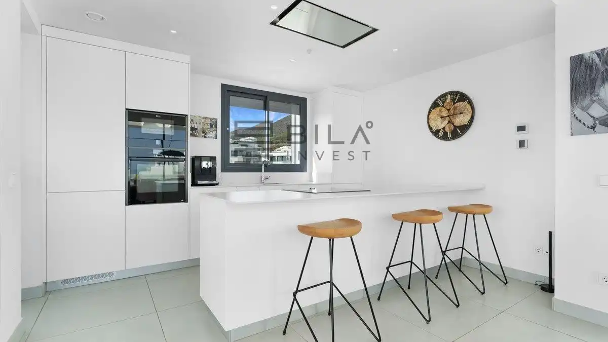 Ático con piscina en venta en Higuerón West, imagen 9