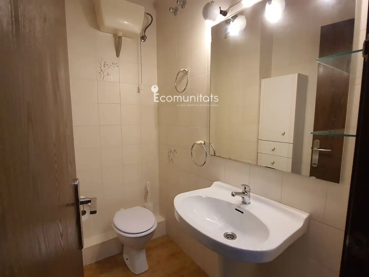 Badezimmer von Wohnung zur Miete in Tortosa mit Klimaanlage und Terrasse