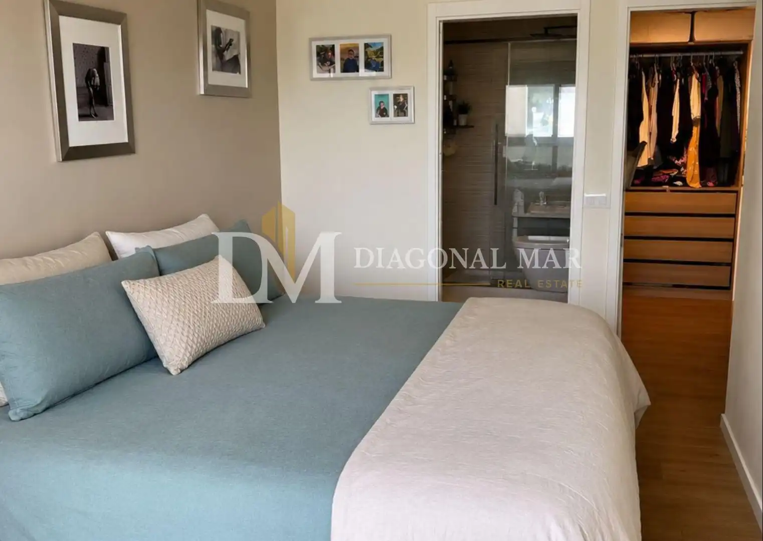 Habitación de Piso de alquiler en Sant Adrià de Besòs con Parquet, Balcón y Piscina comunitaria