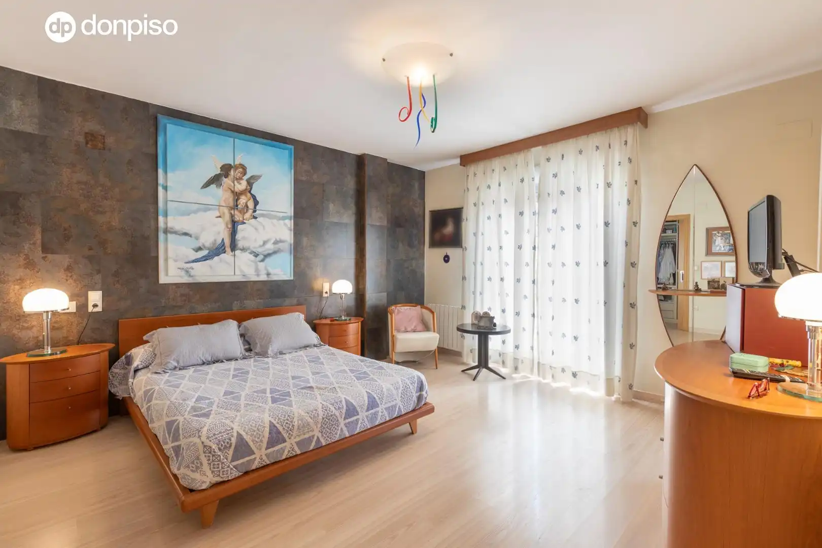 Habitación de Casa adosada en venta en Granada con Aire acondicionado, Calefacción y Balcón