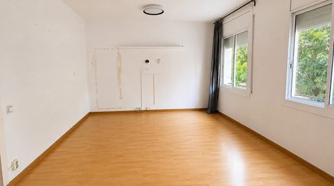 Foto 2 de Piso en venta en Carrer de Sant Fructuós, La Font de la Guatlla, Barcelona Capital