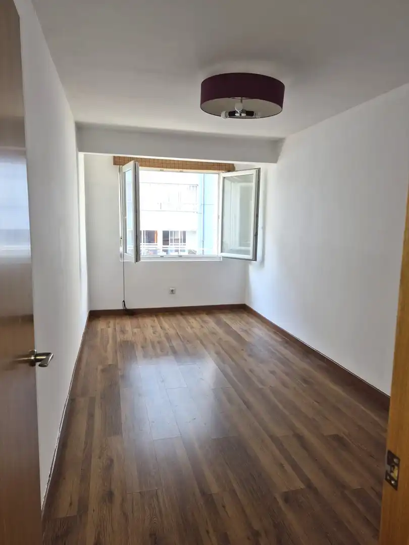 Habitación de Piso en venta en Santander con Calefacción