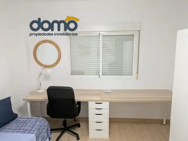 Bedroom of Flat for rent in Granada  with Air Conditioner, Parquet flooring and Furnished