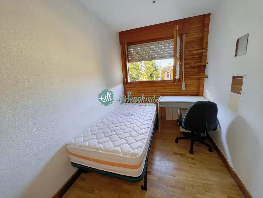 Habitación de Piso en venta en Plaza Mayor - San Agustín