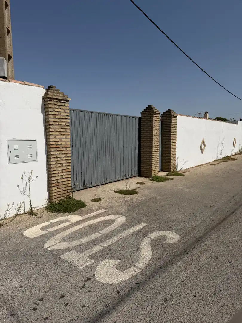 Xalet amb piscina en venda a Camino de Capricornio 3