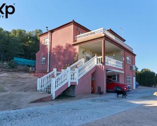 Exterior view of House or chalet for sale in Torre del Campo  with Air Conditioner, Heating and Private garden