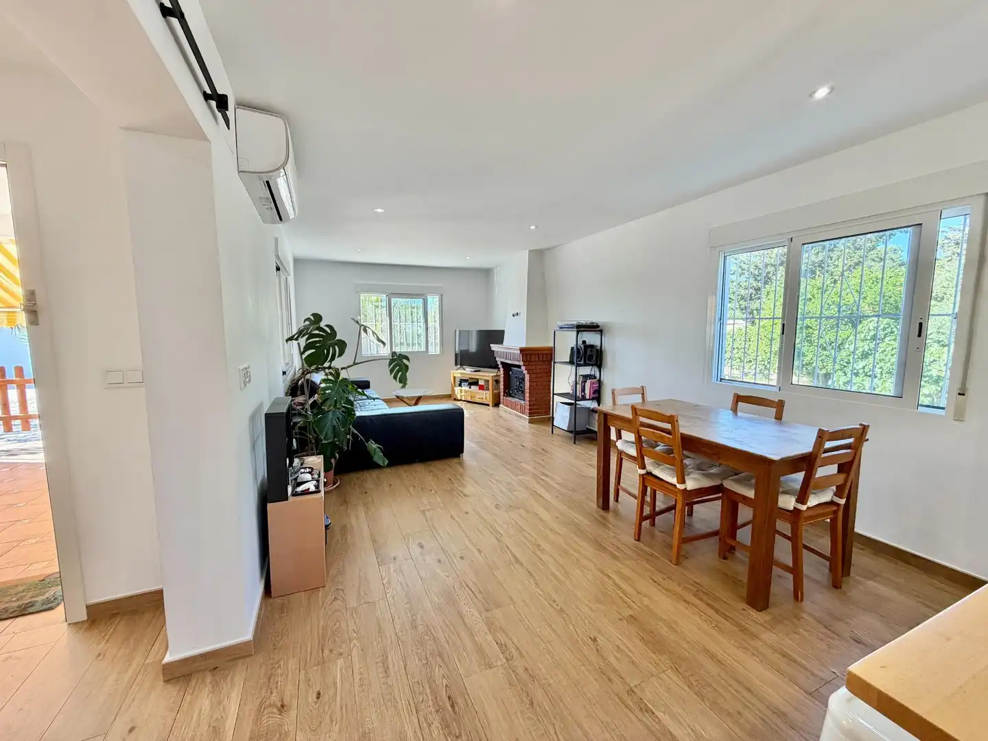 Sala de estar de Casa o chalet en venta en Elche / Elx con Aire acondicionado, Jardín privado y Terraza