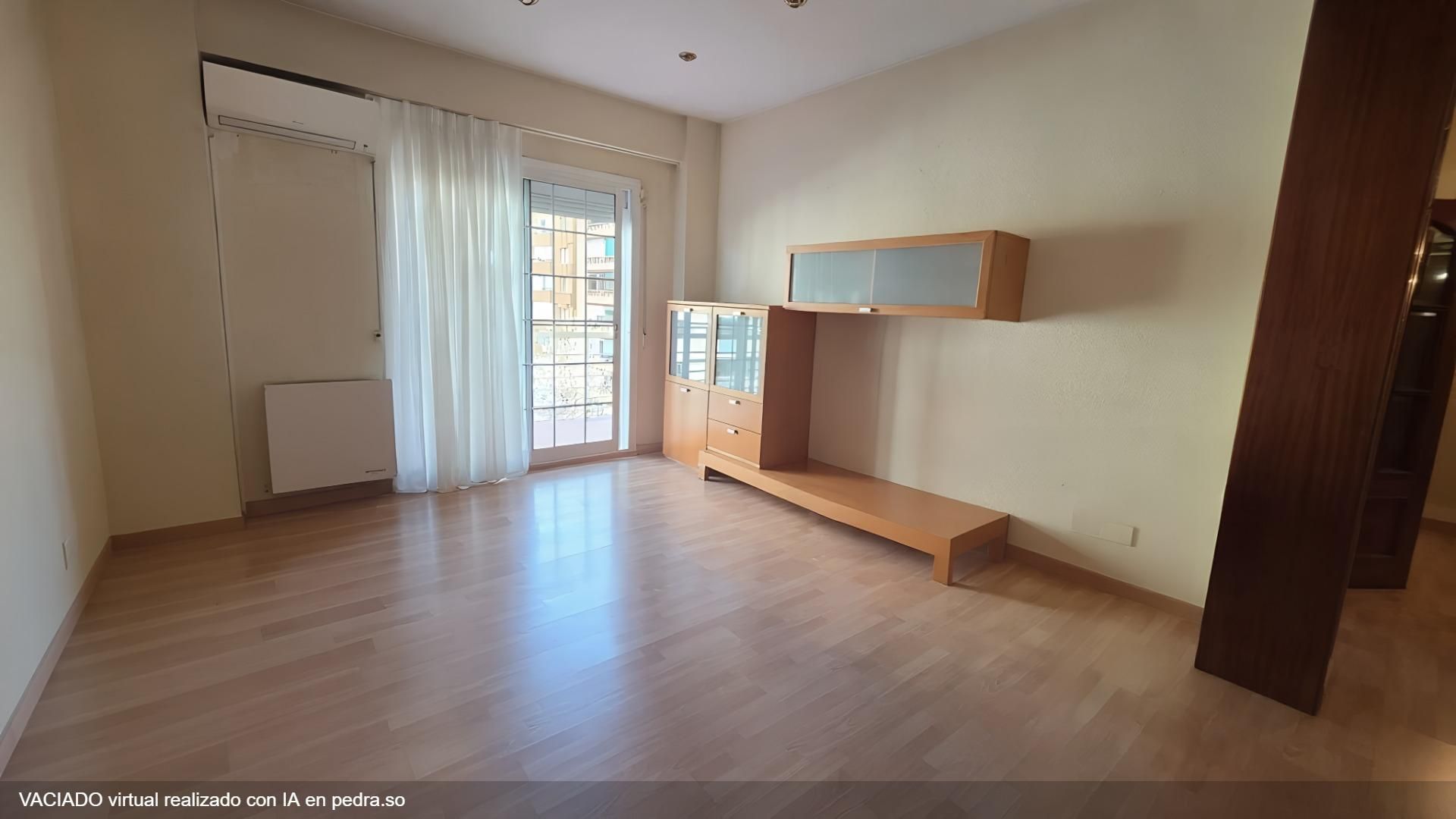 Living room of Flat for sale in  Barcelona Capital  with Air Conditioner, Parquet flooring and Terrace