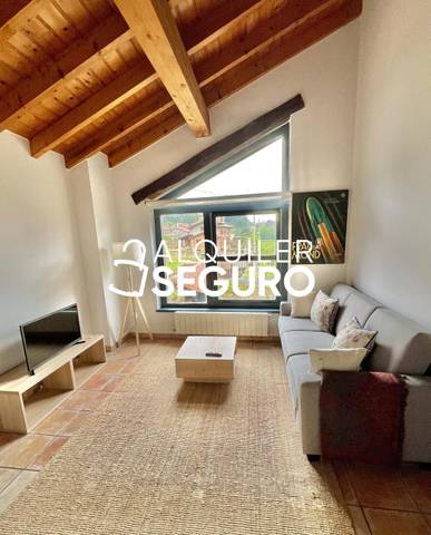 Casa-chalet en Alquiler en Barrio Oreña-Viallan en Alfoz de Lloredo