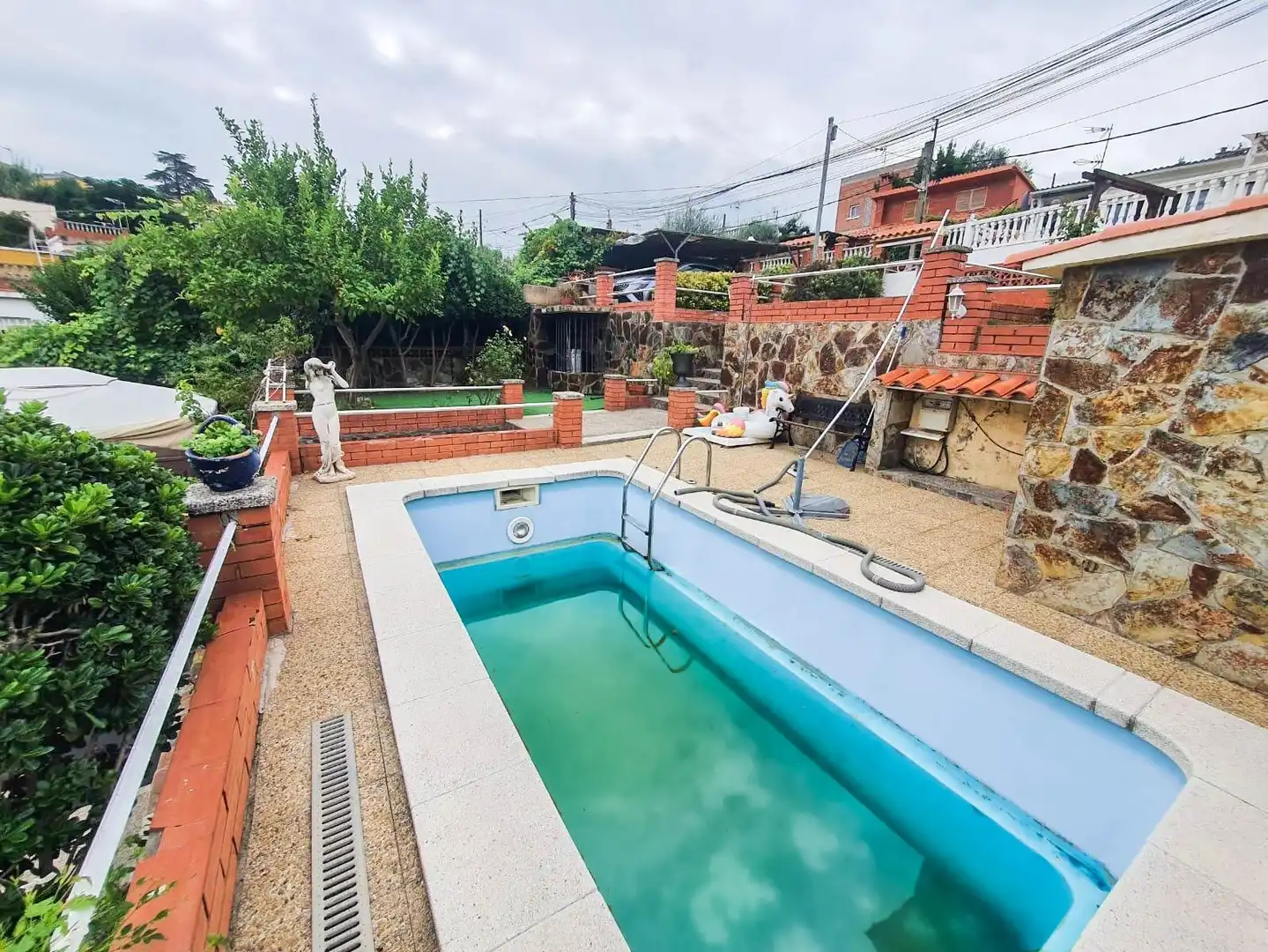 Piscina de Casa o chalet en venta en Esparreguera con Aire acondicionado, Jardín privado y Piscina