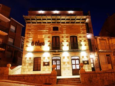 Wohngebäude zum Verkauf in Plaza Del Caño 3