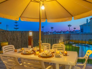 Semi-detached house with balcony for sale in Calle Vertedera