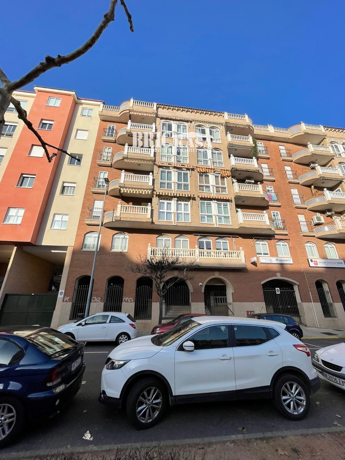 Vista exterior de Oficina en venta en Cáceres Capital con Aire acondicionado y Terraza