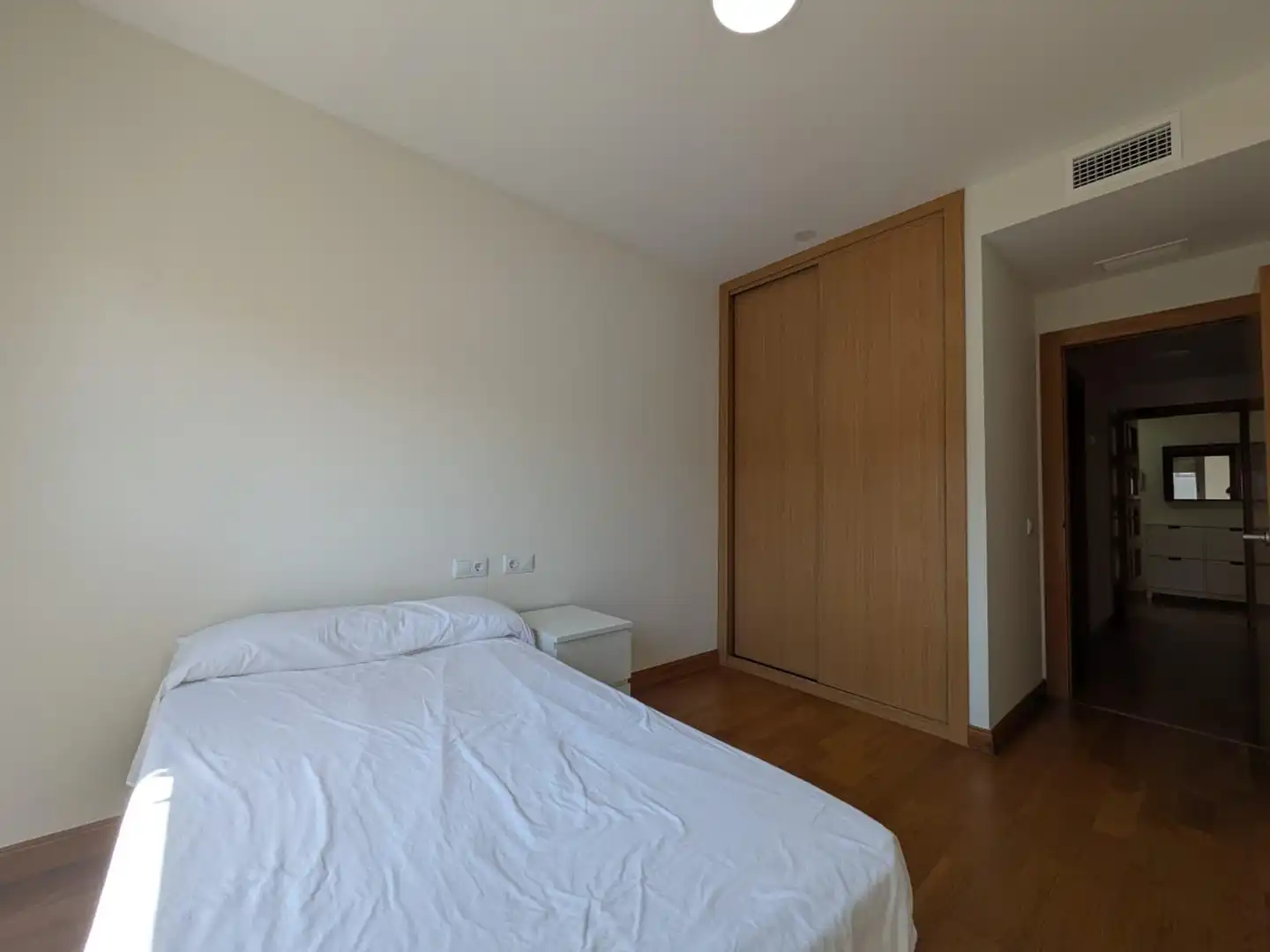 Bedroom of Flat for rent in Almería  with Air Conditioner and Furnished