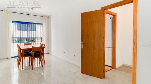 Foto 3 de Piso en venta en Avenida Puerta del Mar, Puerto de Estepona, Estepona