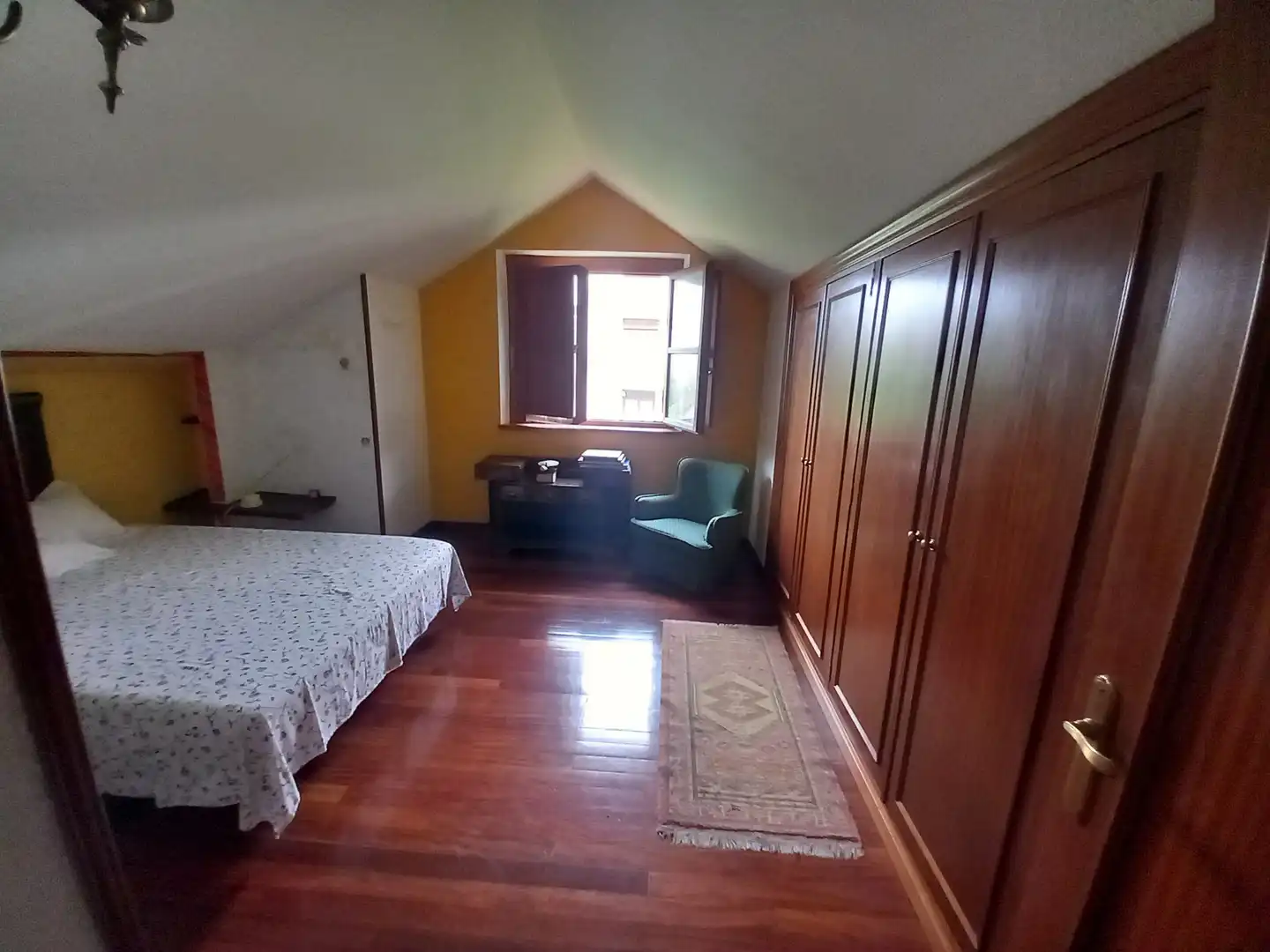 Habitación de Ático en venta en Marina de Cudeyo con Calefacción, Parquet y Terraza