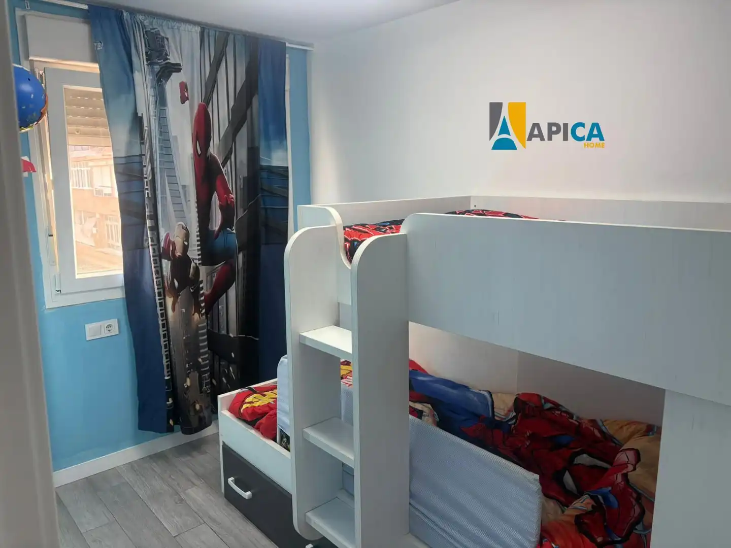 Habitación de Piso en venta en Chiclana de la Frontera con Aire acondicionado, Terraza y Amueblado