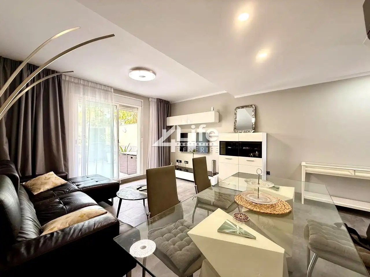 Wohnzimmer von Country house zum Verkauf in Adeje mit Terrasse, Möbliert und Balkon