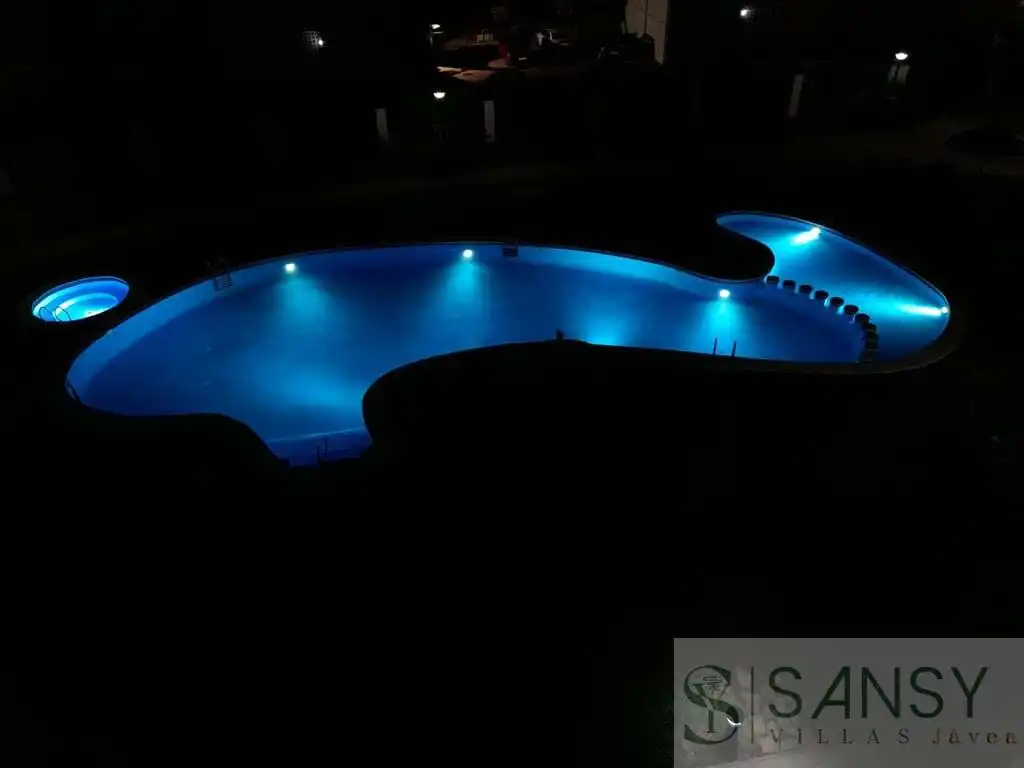 Swimming pool of Attic for sale in Dénia  with Air Conditioner, Heating and Community pool