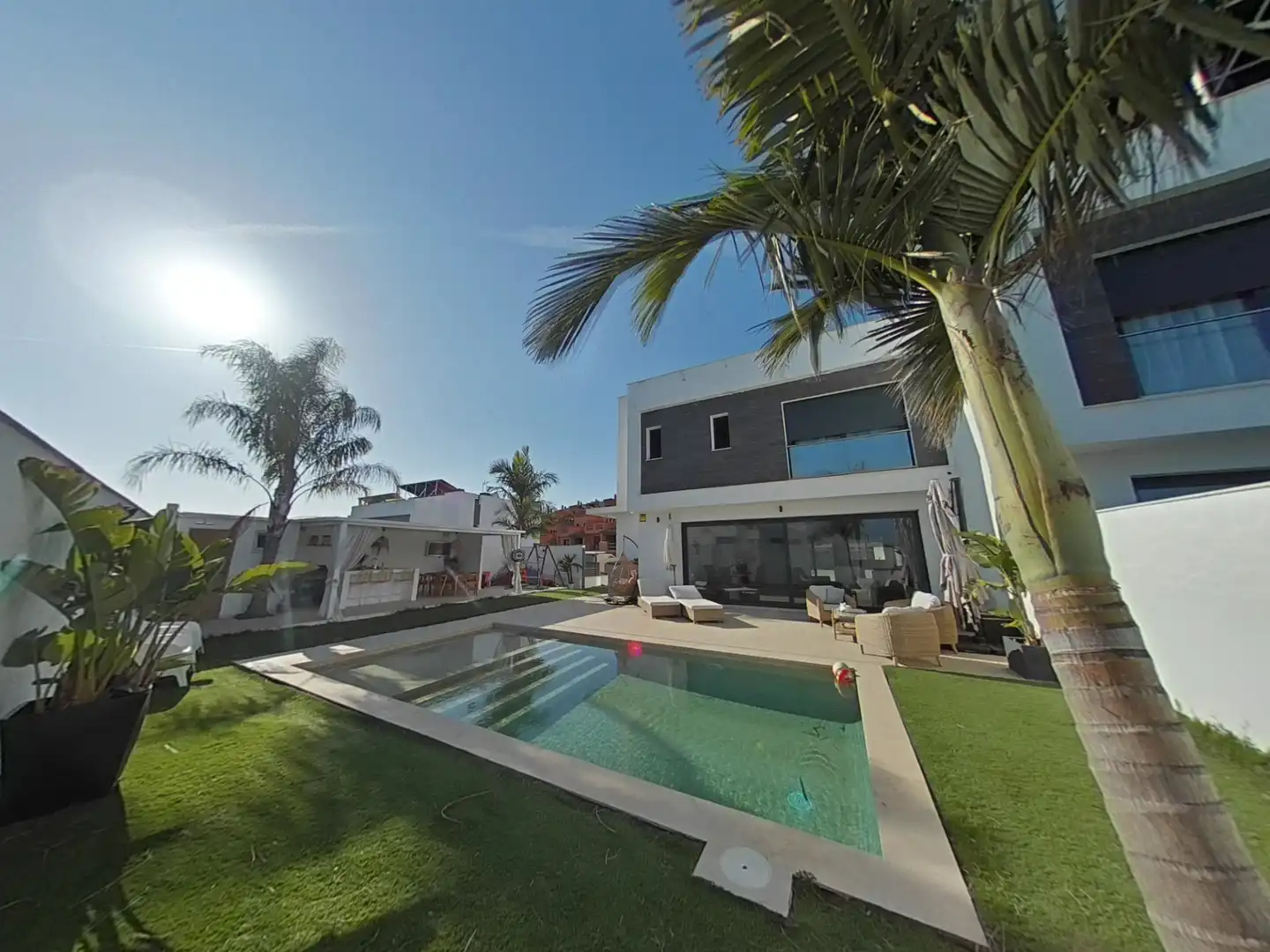 Piscina de Casa adosada en venta en Alhaurín de la Torre con Aire acondicionado, Jardín privado y Terraza