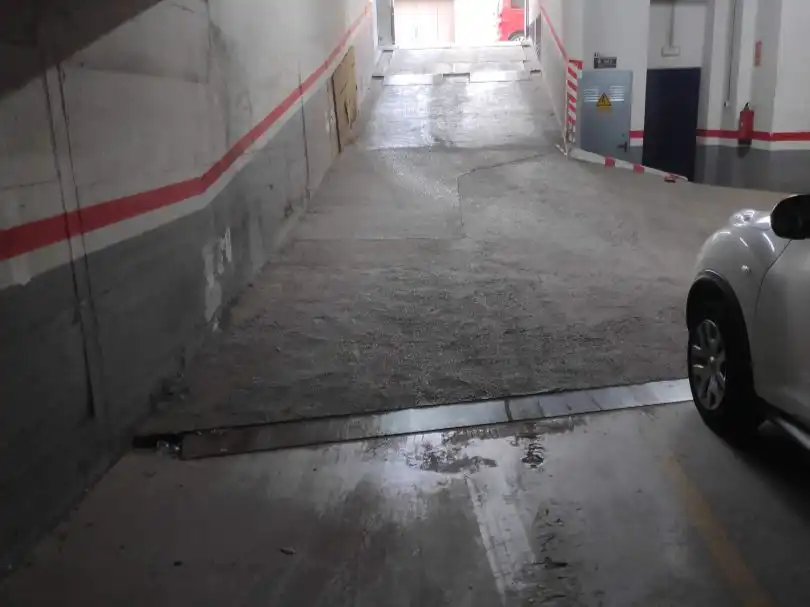 Garage zur Miete in Carrer de Sant Antoni Ma Claret, 15, Sant Hipòlit de Voltregà
