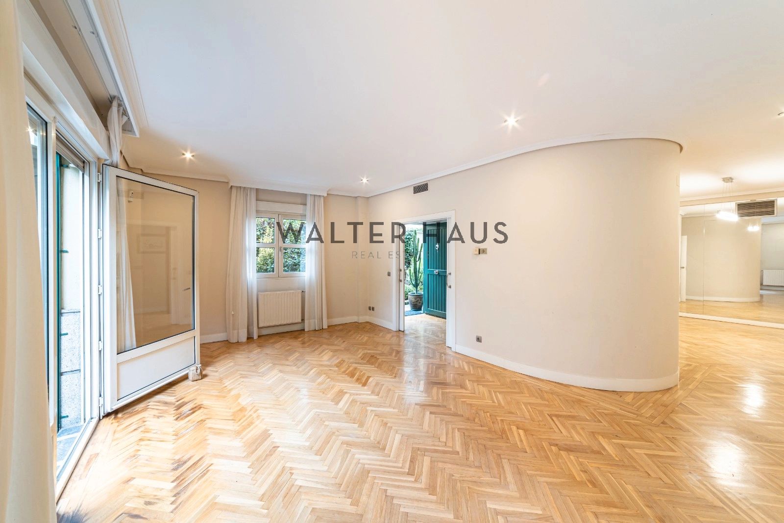 Bedroom of House or chalet to rent in  Madrid Capital  with Air Conditioner, Heating and Private garden