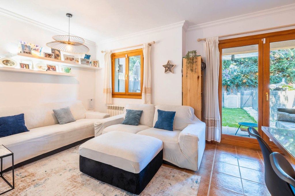 Living room of Country house for sale in Pollença  with Air Conditioner, Heating and Private garden