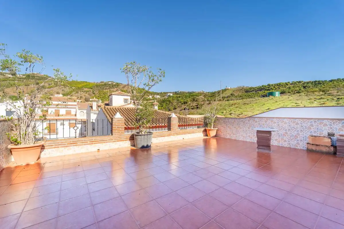 Casa pareada con terraza en venta en C. María Zambrano, imagen 2