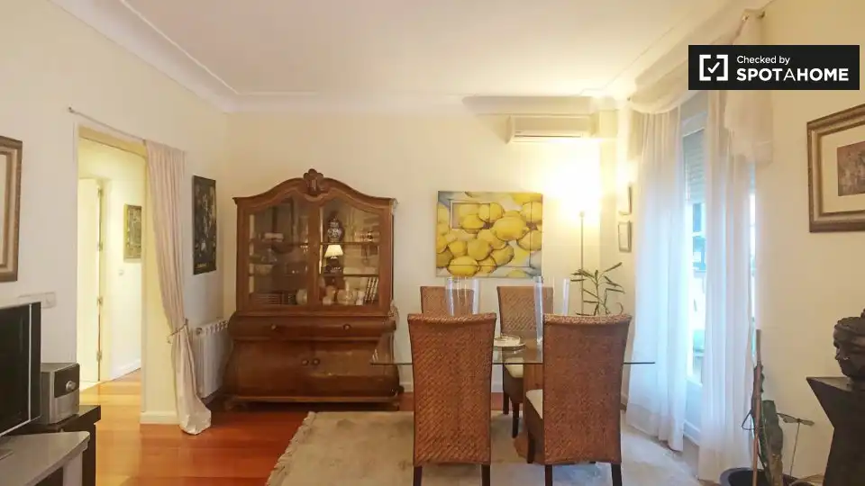 Appartamento con terrazza in affitto a Barrio de Salamanca, imagen 4
