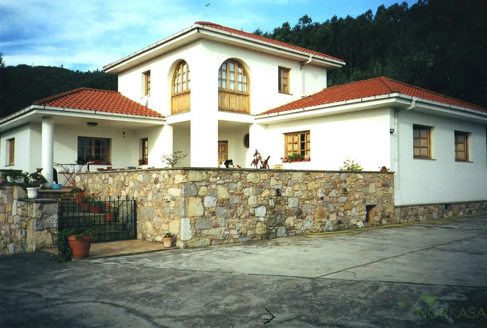 Exterior view of Houses for sale in Pravia  with Heating, Parquet flooring and Terrace