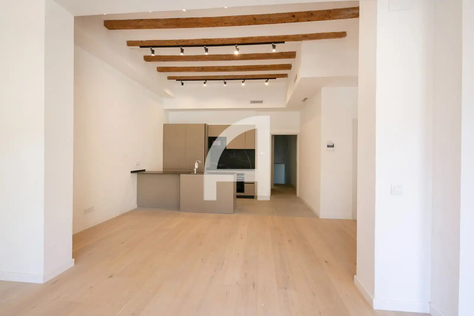 Sala de estar de Dúplex en venta en Barcelona con Aire acondicionado, Calefacción y Parquet
