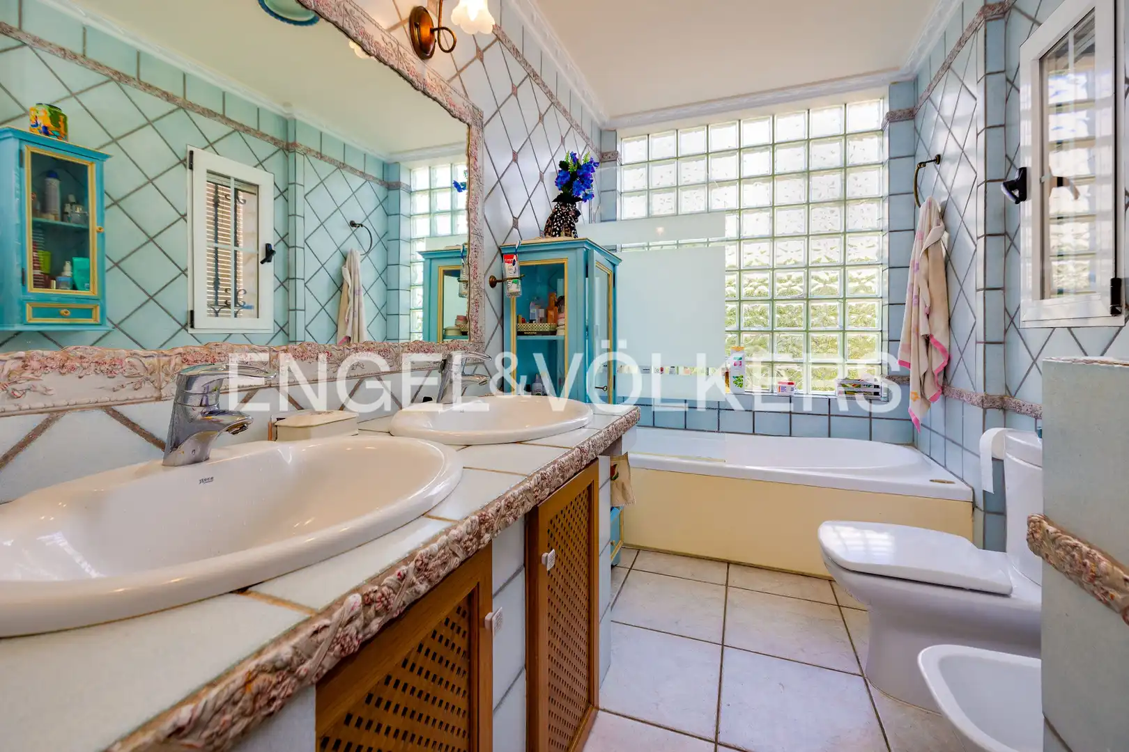 Baño de Finca rústica en venta en Torrevieja con Aire acondicionado, Calefacción y Jardín privado