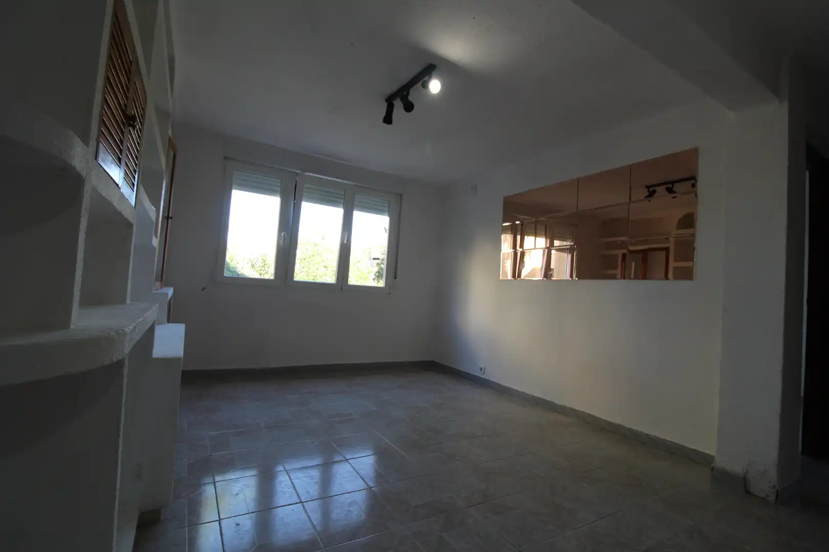 Living room of Flat for sale in Madrid