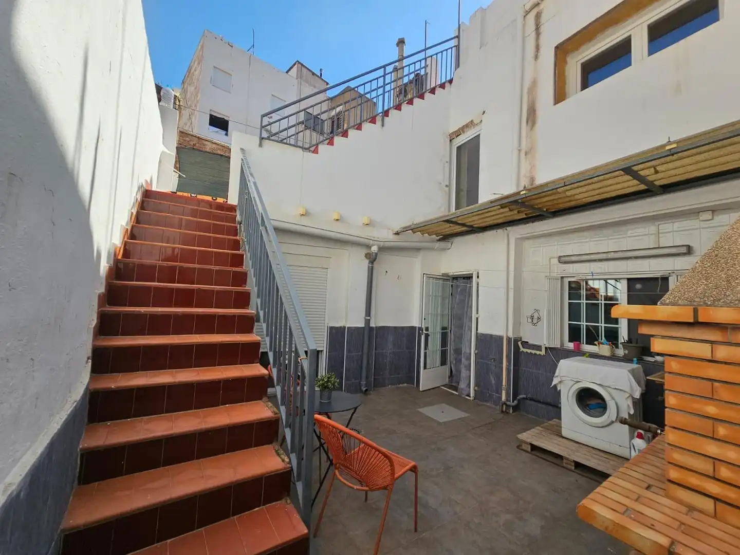 Vista exterior de Casa o chalet en venta en Sagunto / Sagunt con Calefacción, Terraza y Trastero