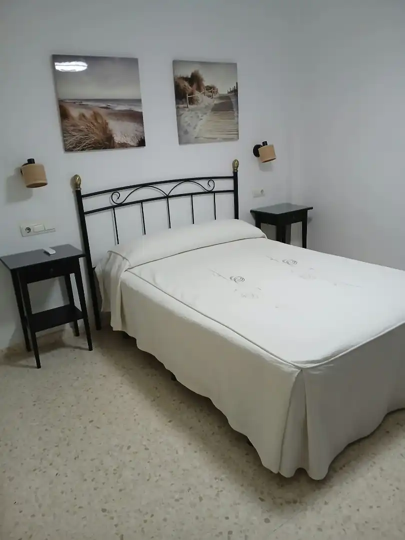 Schlafzimmer von Erdgeschoss zur Miete in Sanlúcar de Barrameda mit Terrasse, Schwimmbad und Balkon