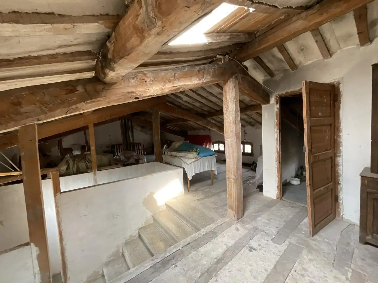 Houses for sale in Castildelgado  with Storage room and Furnished