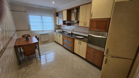 Foto 2 de Piso en venta en Avenida de Barraña, 50, Boiro, A Coruña