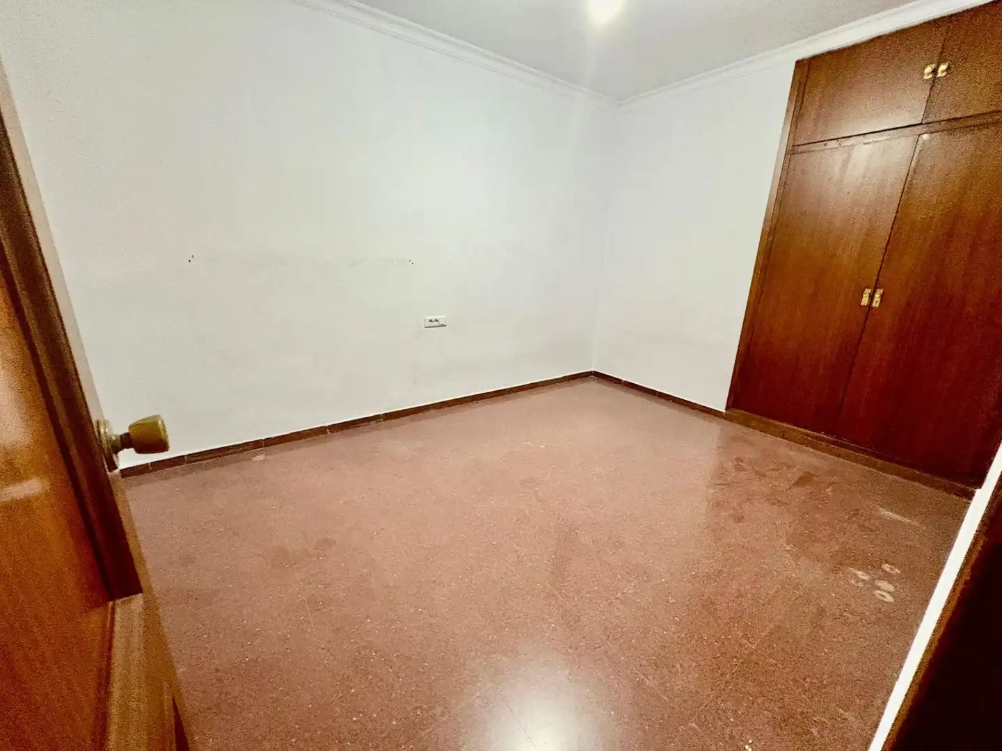 Flat for sale in San Mateo