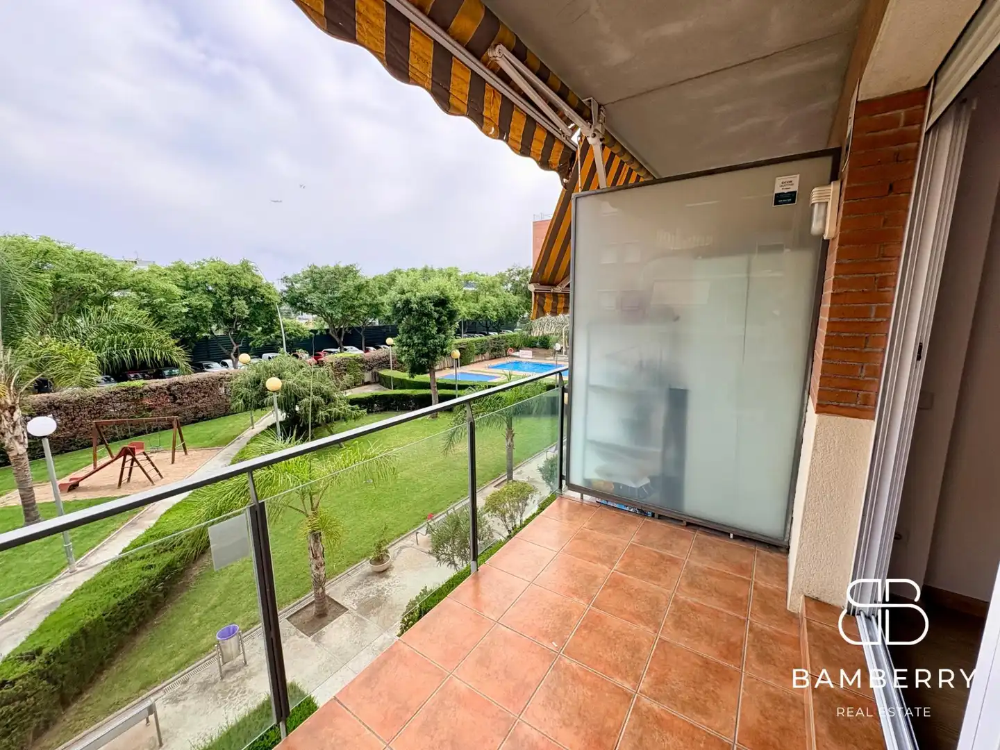 Balcony of Flat for sale in Castelldefels  with Parquet flooring and Community pool