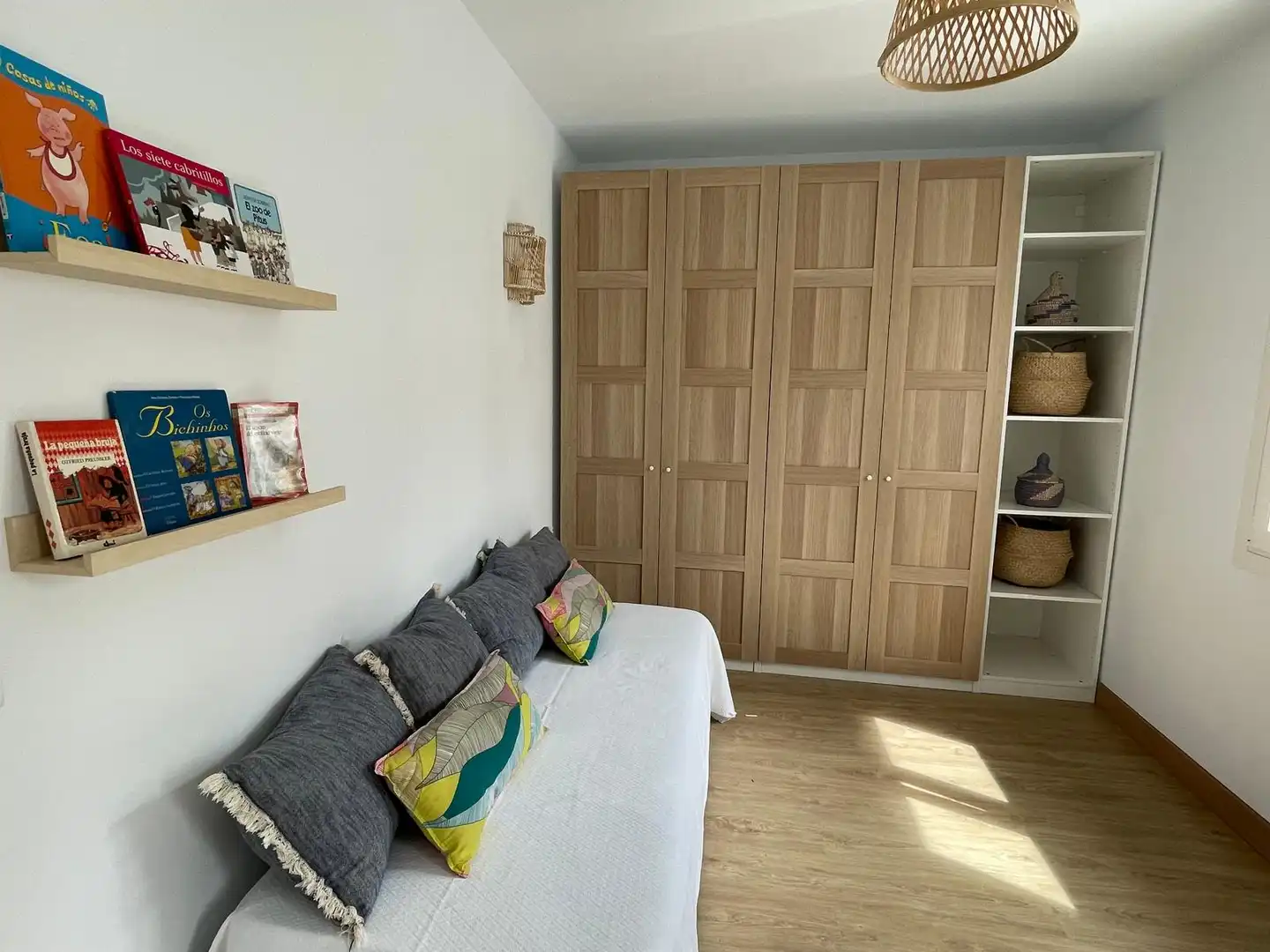 Apartments for rent in Calle Ronda del Salvador, 86, Centro Ciudad
