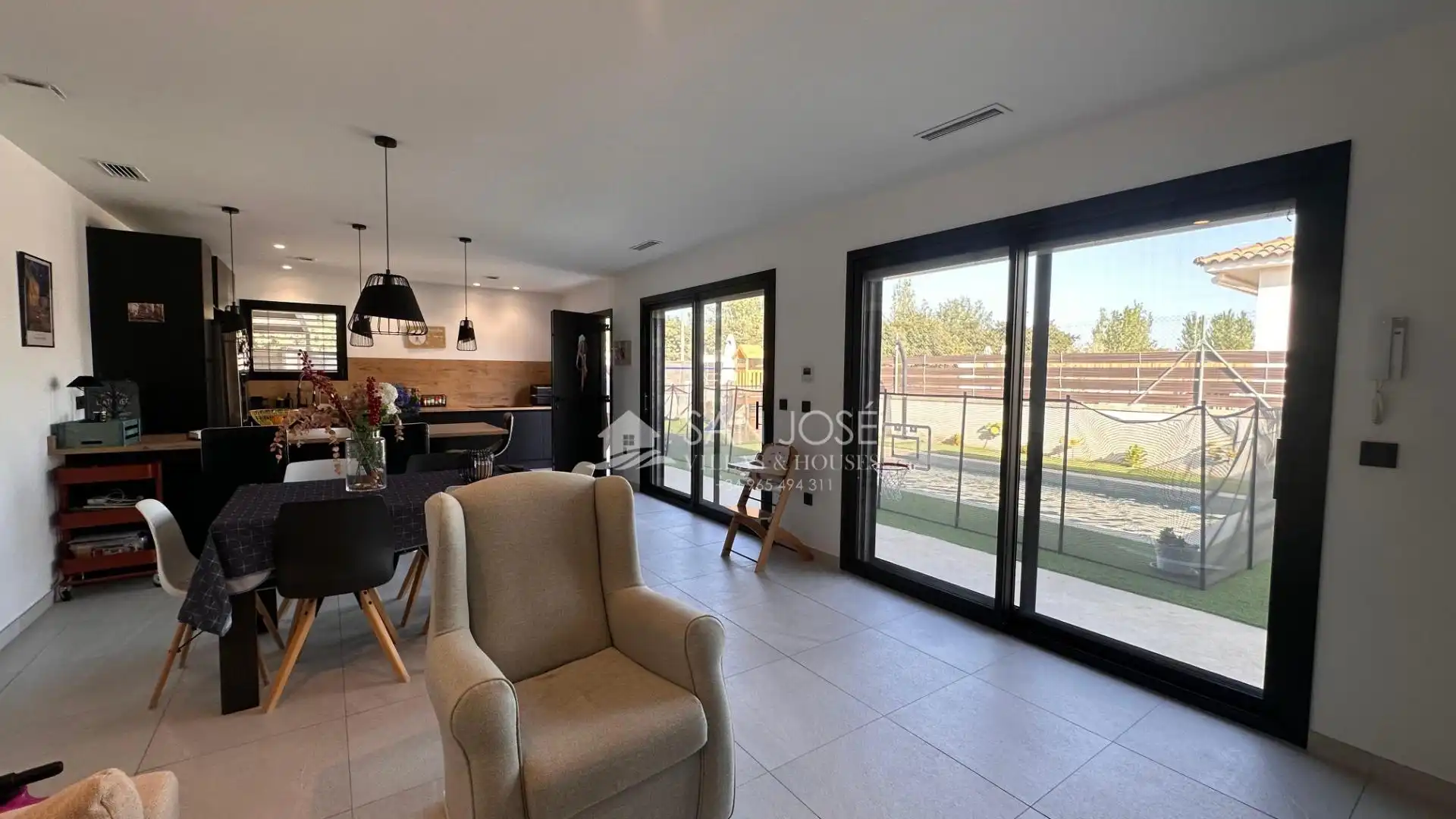 Sala d'estar de Casa o xalet de lloguer en Aspe amb Aire condicionat, Calefacció i Jardí privat