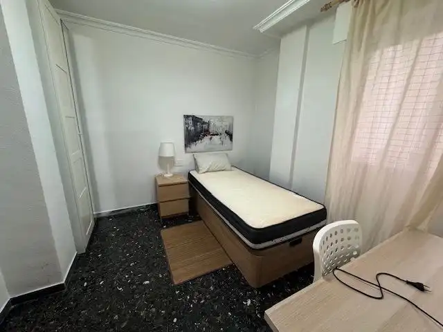 Bedroom of Flat for share in Alcoy / Alcoi  with Heating, Terrace and Furnished