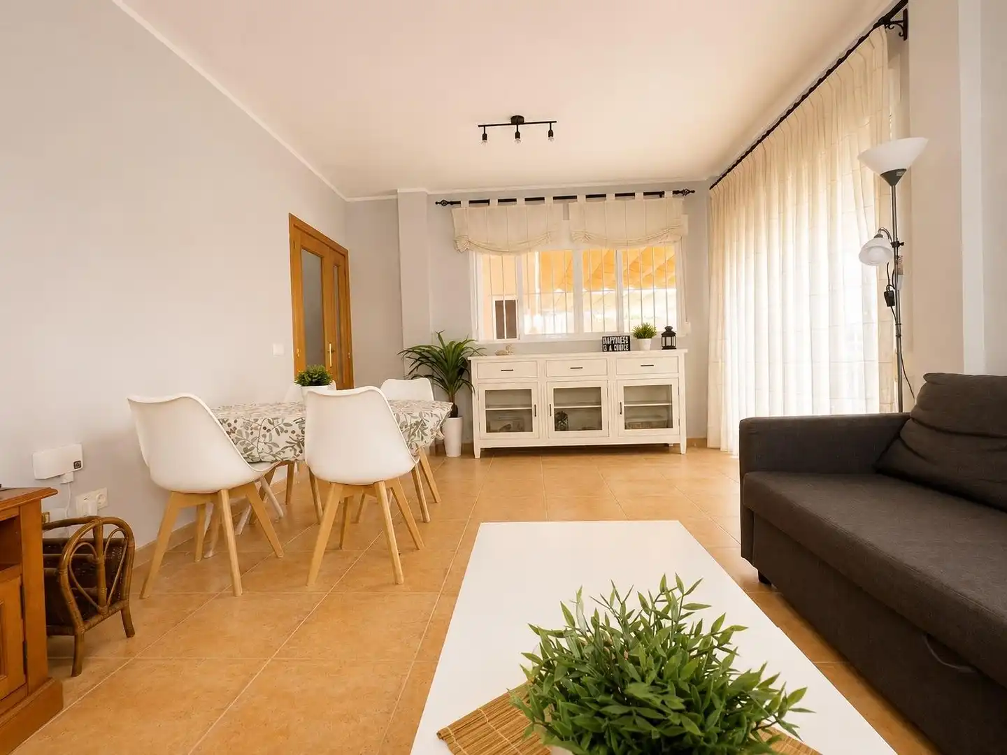 Detached homes for sale in Calle LLENTISCLE, Racó