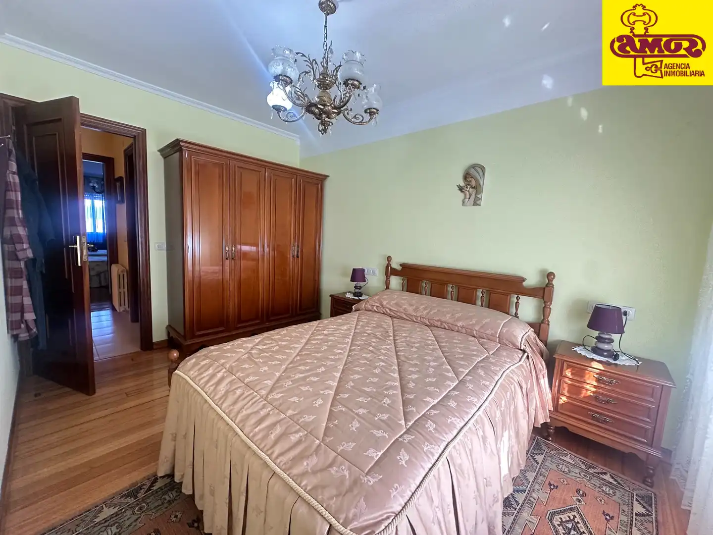 Dormitori de Casa o xalet en venda en Santiago de Compostela  amb Calefacció, Jardí privat i Terrassa